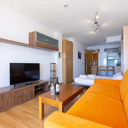 Apartamento El Velero Primera Linea Playa Apartment Torremolinos