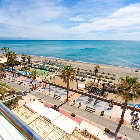 Apartamento El Velero Primera Linea Playa Apartment