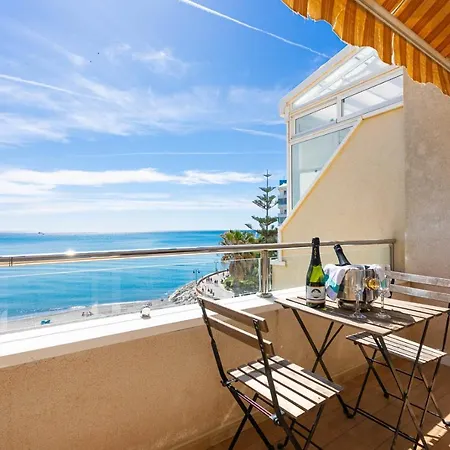 Apartment Apartamento El Velero Primera Linea Playa *